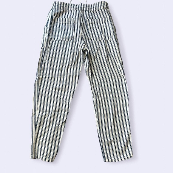 American Eagle Hi-Rise Taper Pants, Pinstripe, Blue & White, Size 6, 100% Cotton - Picture 2 of 8